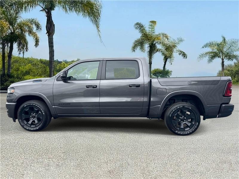 New 2026 RAM 1500 Big Horn Crew Cab 4x2 5'7' Box
