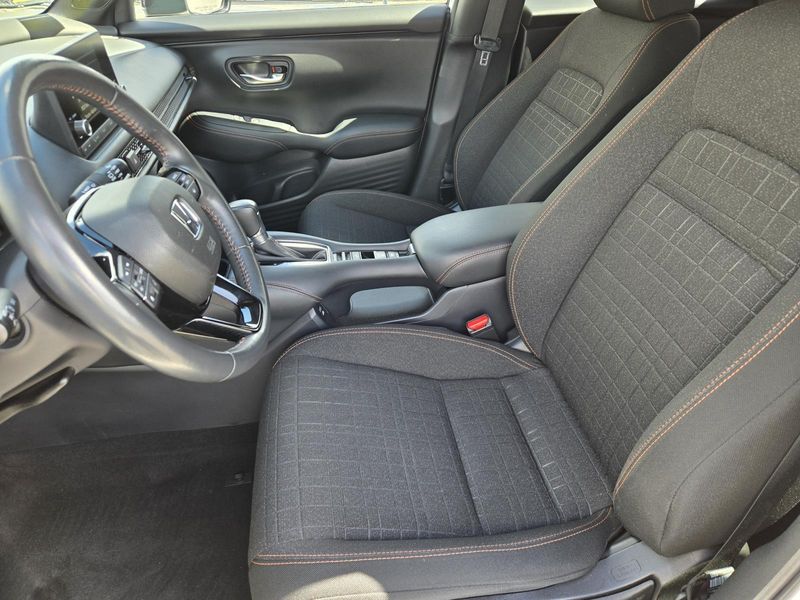 Used 2024 Honda HR-V Sport 2WD CVT