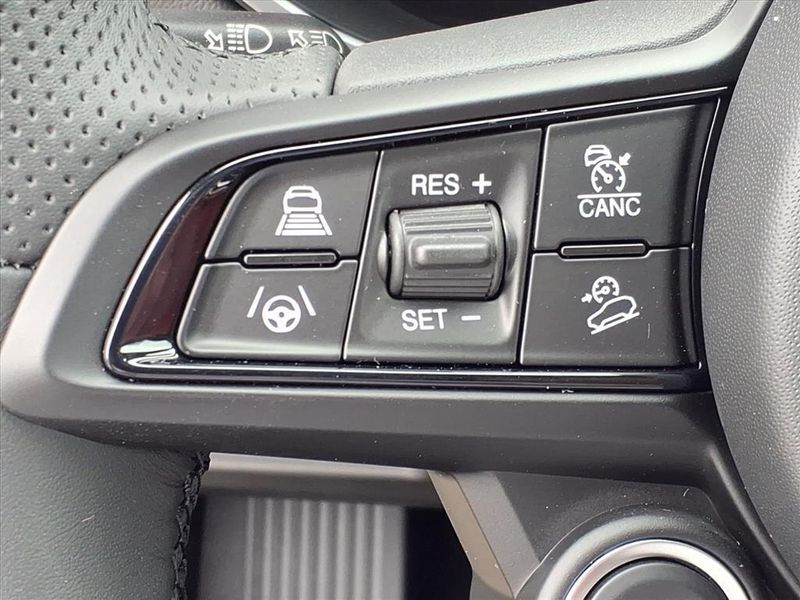 New 2025 Alfa Romeo Stelvio AwdImage 18