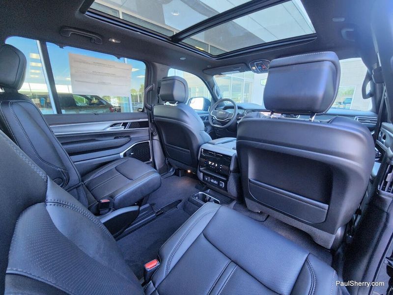 2026 Jeep Grand Wagoneer L Limited Reserve 4x4