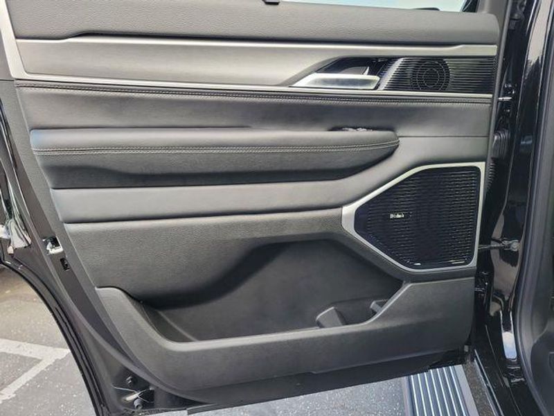 2026 Jeep Grand Wagoneer Limited Reserve 4x4