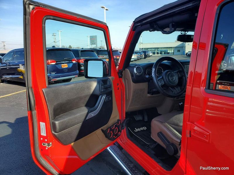 Used 2016 Jeep Wrangler Unlimited Sahara