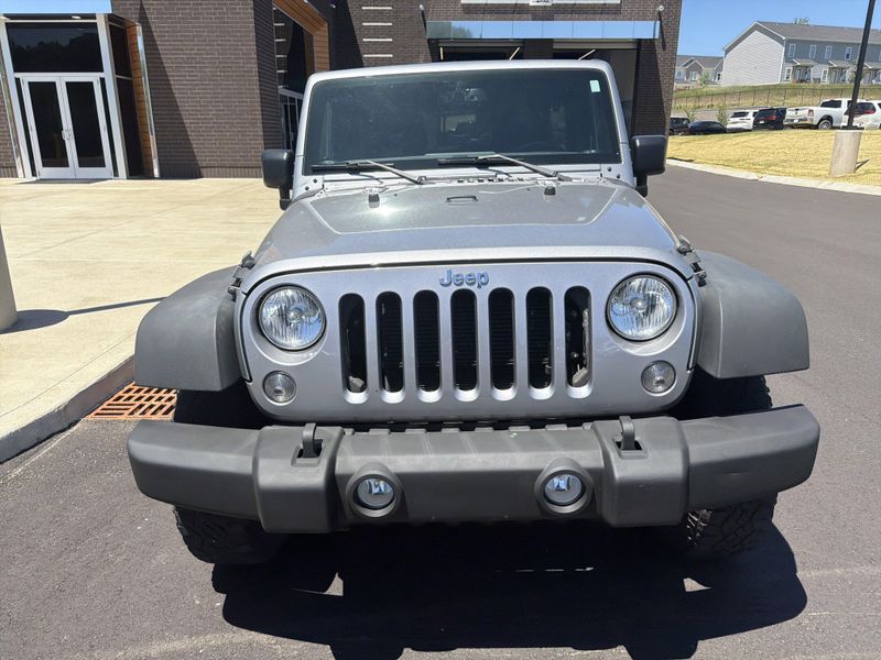 Used 2017 Jeep Wrangler Unlimited SportImage 5