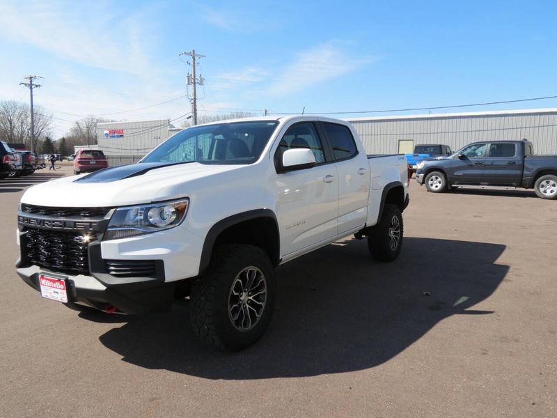 2022 Chevrolet Colorado ZR2 4x4 4dr Crew Cab 5 ft. SBImage 5