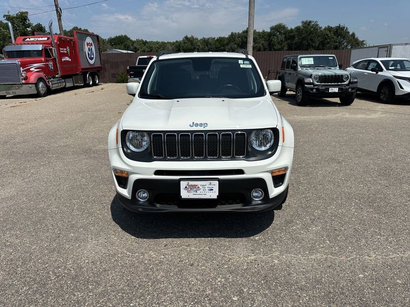 2019 Jeep Renegade LatitudeImage 3