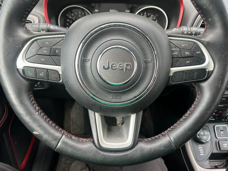 2018 Jeep Compass TrailhawkImage 3