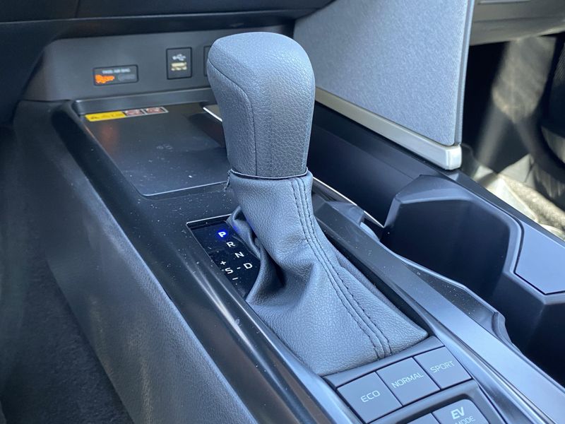 New 2025 Toyota Camry LEImage 18