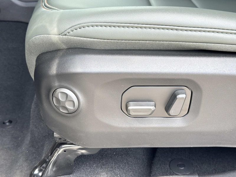 New 2026 Jeep Gladiator Mojave X 4x4