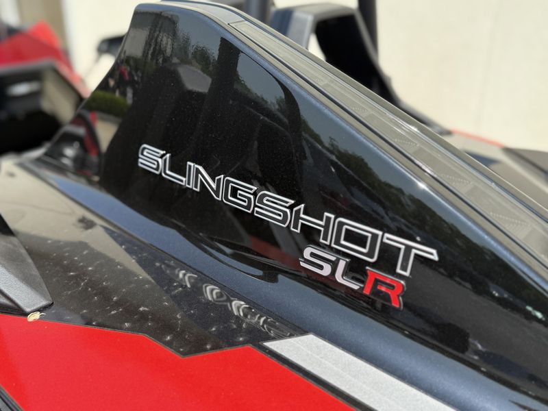 2024 Polaris SLINGSHOT SLR MANUALImage 7