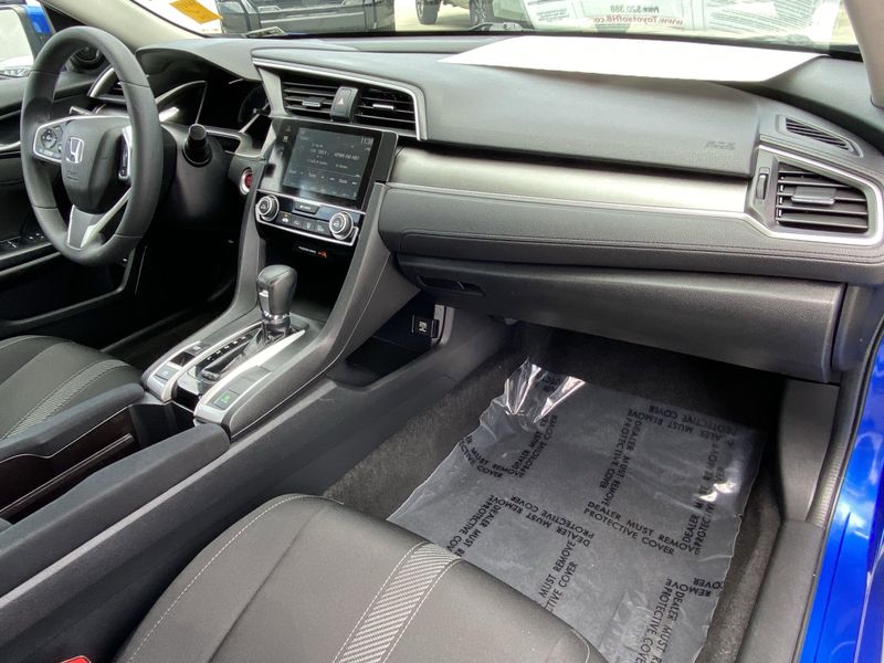 2017 Honda Civic Sedan EXImage 11