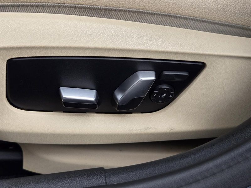 Used 2019 BMW 530i Sedan