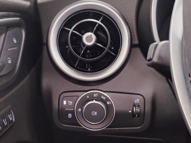 Used 2024 Alfa Romeo Stelvio Sprint AWD w/Sunroof/NavImage 29