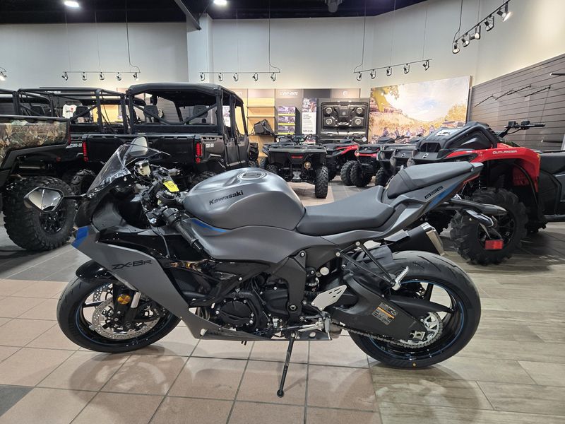 NEW 2025 KAWASAKI NINJA ZX6R NINJA ZX6R BASE Image 4