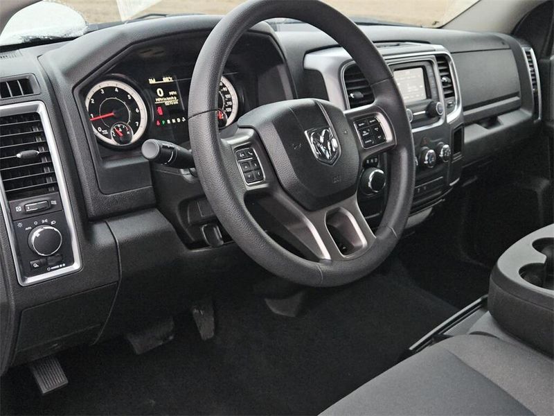 2022 RAM 1500 Classic SLTImage 24
