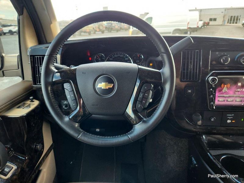2023 Chevrolet Express Image 48