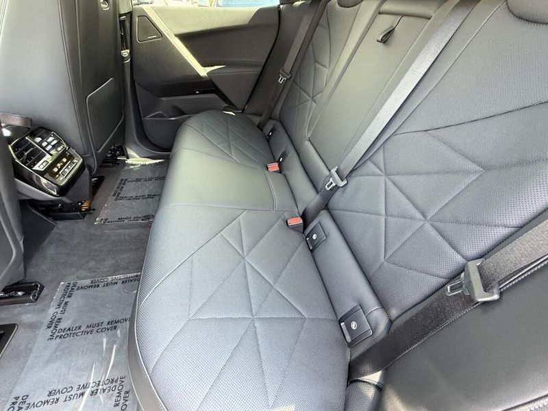 Used 2025 BMW iX xDrive50Image 30