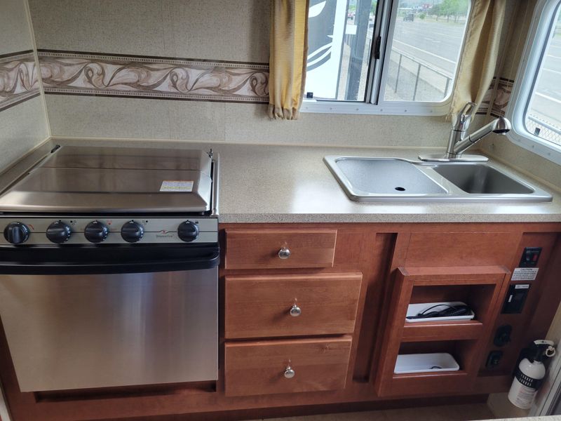 Used 2017 NORTHWOOD ARCTIC FOX 865 Image 9