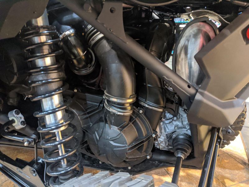 New 2027 Can-Am MAVERICK X3 MAX X RC TURBO RR Image 17