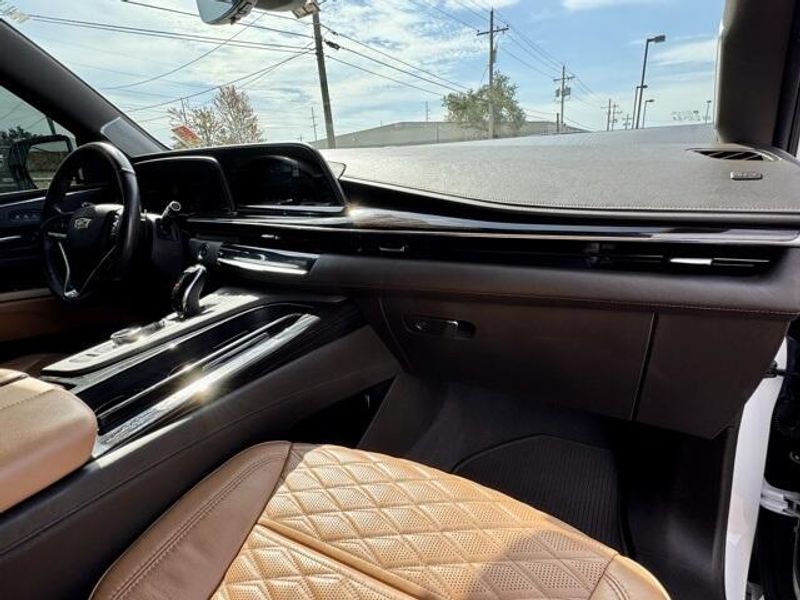 Used 2021 Cadillac Escalade SportImage 13