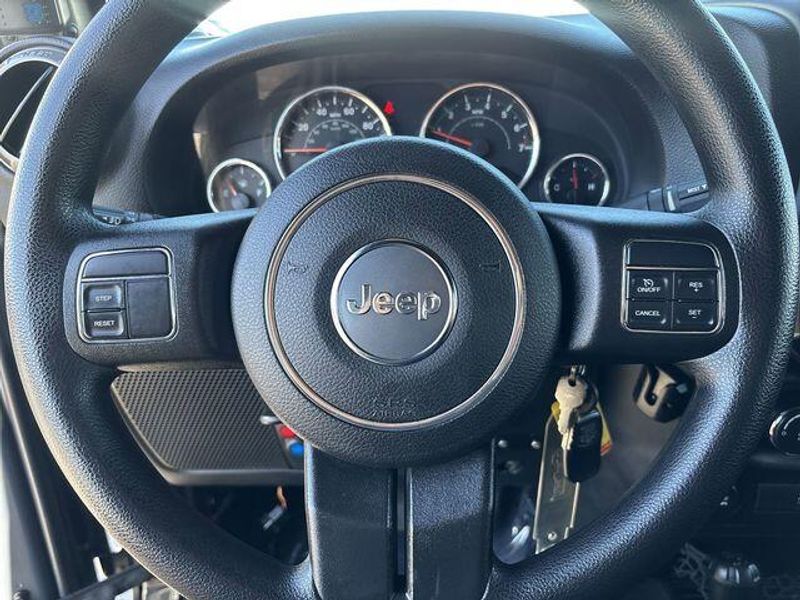 Used 2017 Jeep Wrangler Unlimited SportImage 24