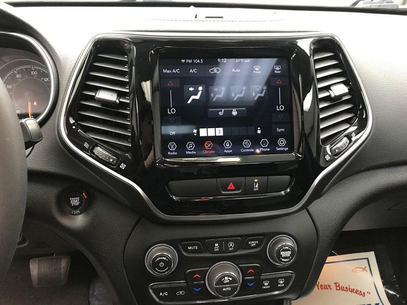 Used 2022 Jeep Cherokee LimitedImage 7