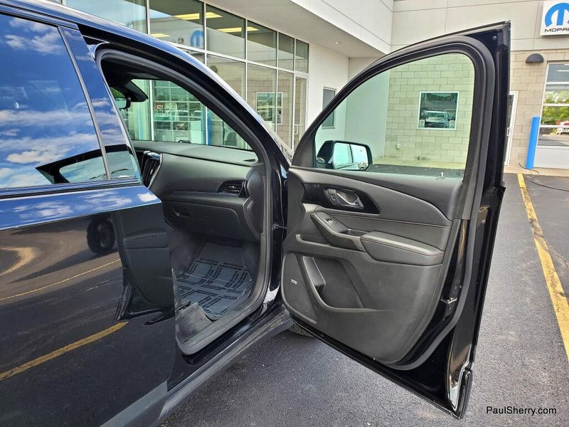 Used 2022 Chevrolet Traverse RS