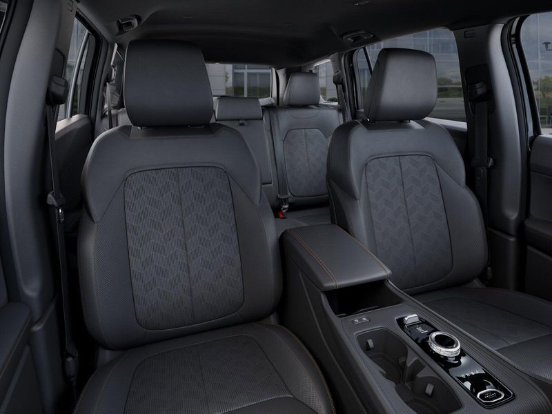 New 2026 Jeep Cherokee Overland 4x4Image 16