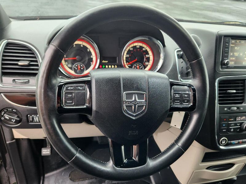 Used 2019 Dodge Grand Caravan SXT