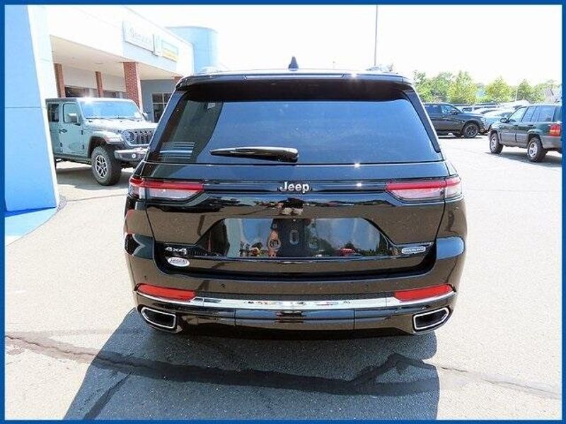 Used 2022 Jeep Grand Cherokee OverlandImage 6