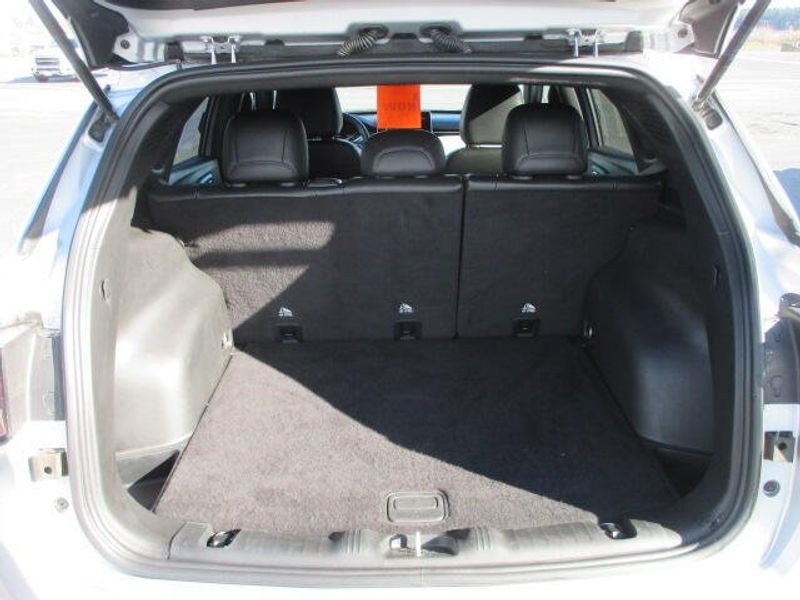 Used 2024 Jeep Compass LatitudeImage 9