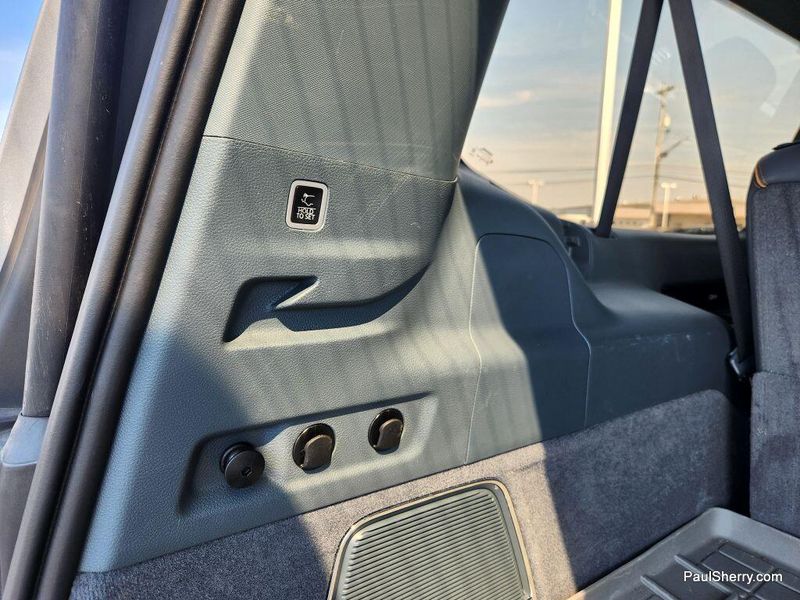 2023 Jeep Grand Wagoneer L II photo 25