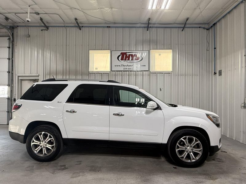 Used 2016 GMC Acadia SLTImage 2