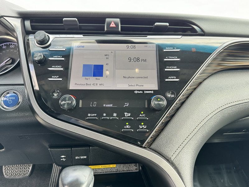 2019 Toyota Camry XLEImage 28