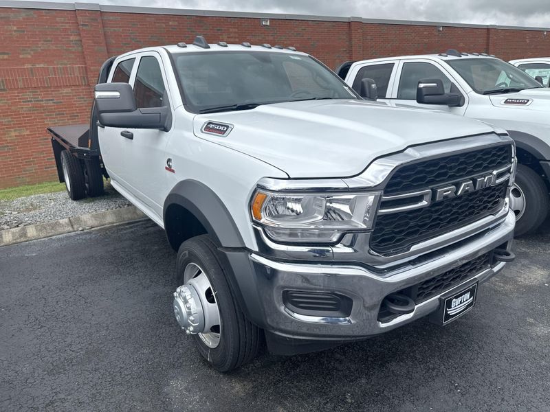 2024 RAM 4500 Tradesman Chassis Crew Cab 4x4 84