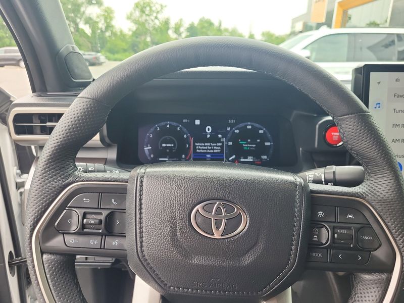 2024 Toyota Tacoma TRD photo 4