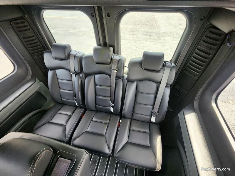 2023 RAM ProMaster 2500 Window Van High Roof 159WBImage 5