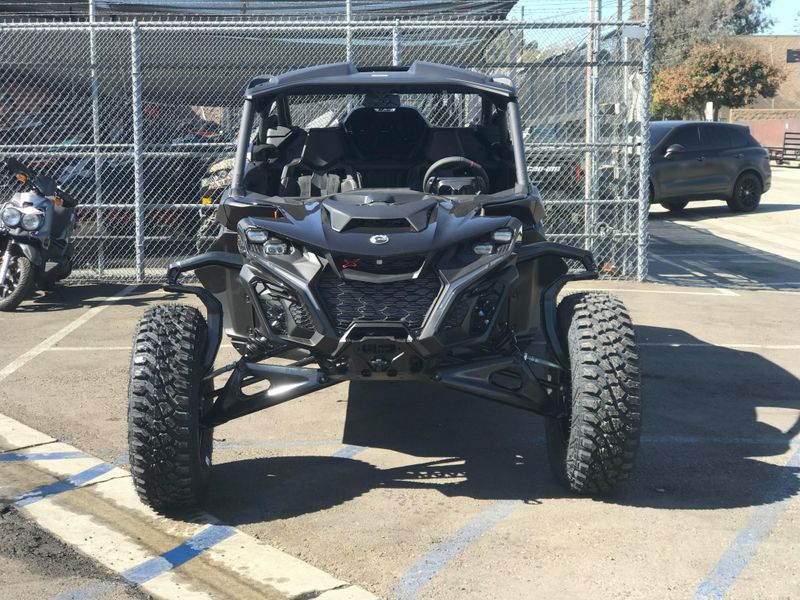 2025 Can-Am MAVERICK R MAX X RS WITH SMART-SHOX 999T DCT Image 6