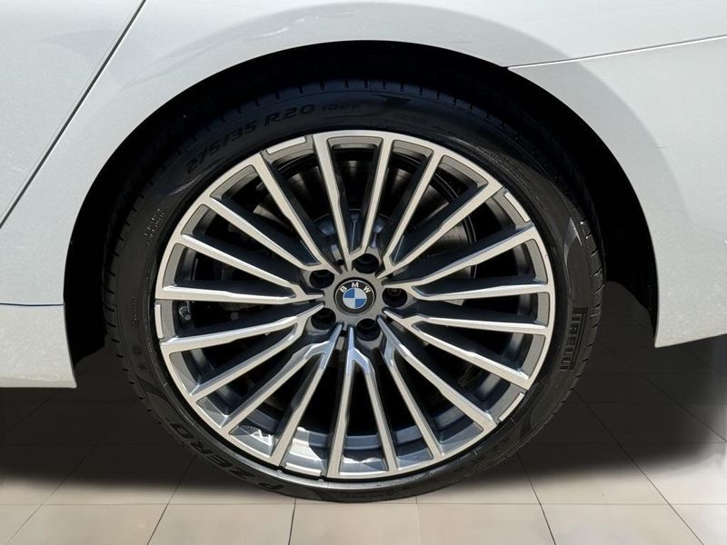 2022 BMW 7 Series 740iImage 15