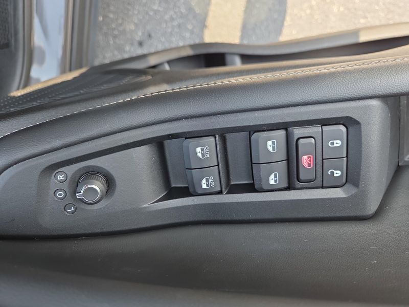 2023 Jeep Grand Cherokee Altitude X photo 33