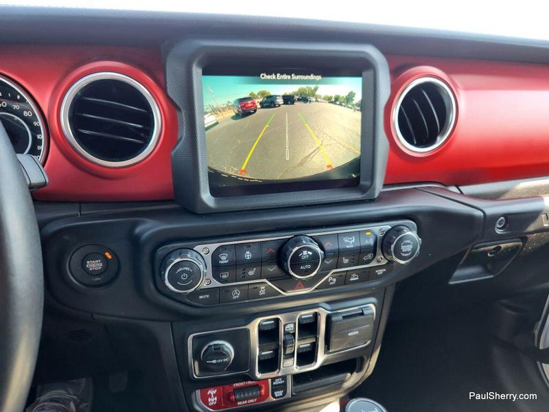 2022 Jeep Wrangler Unlimited Rubicon photo 3