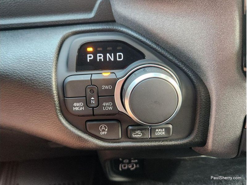New 2026 RAM 1500 Warlock Crew Cab 4x4 5'7' Box