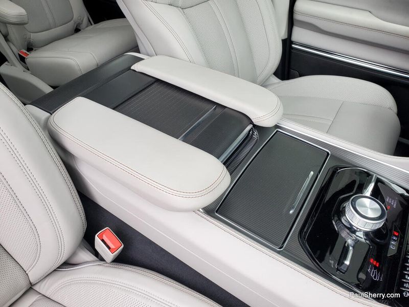 2026 Jeep Grand Wagoneer L Summit Obsidian 4x4