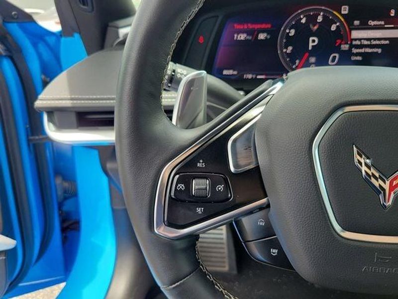 2022 Chevrolet Corvette Stingray 2LT photo 13