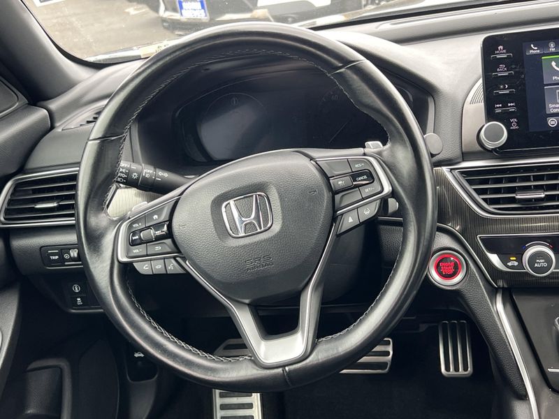Used 2022 Honda Accord Sedan SportImage 6