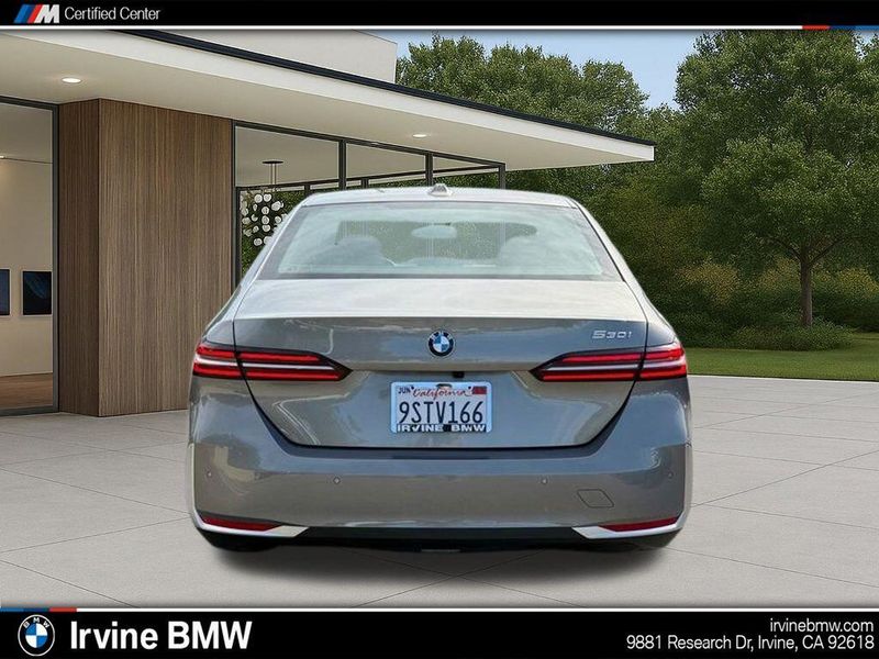 Used 2025 BMW 5 Series 530iImage 10