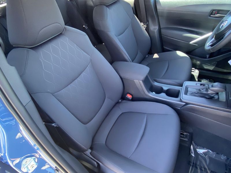 New 2026 Toyota Corolla Cross LEImage 11
