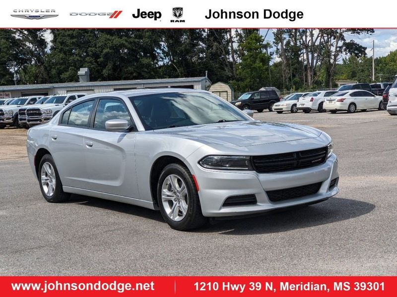 2022 Dodge Charger SXTImage 1