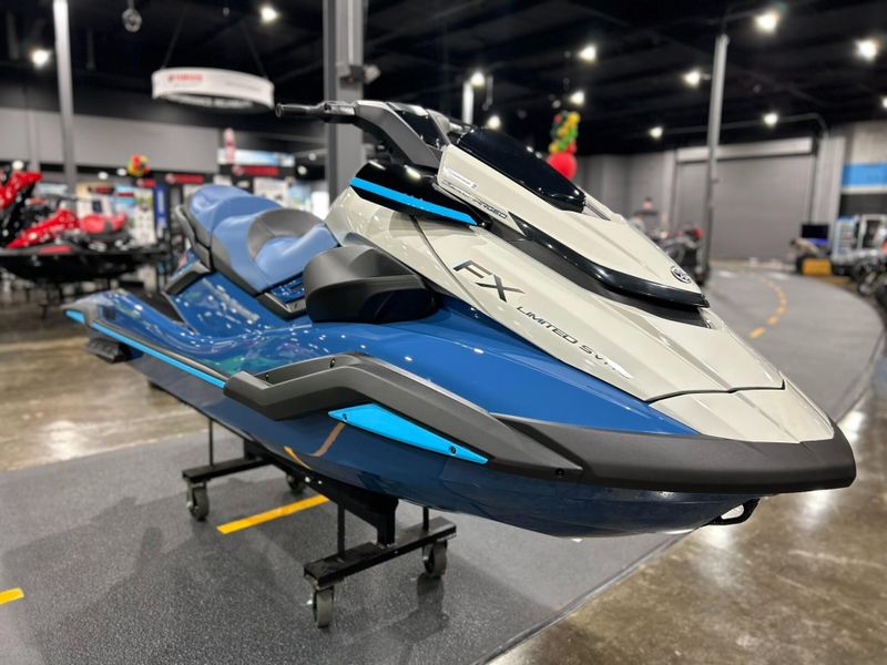 New 2025 Yamaha FX LIMITED SVHO Image 11