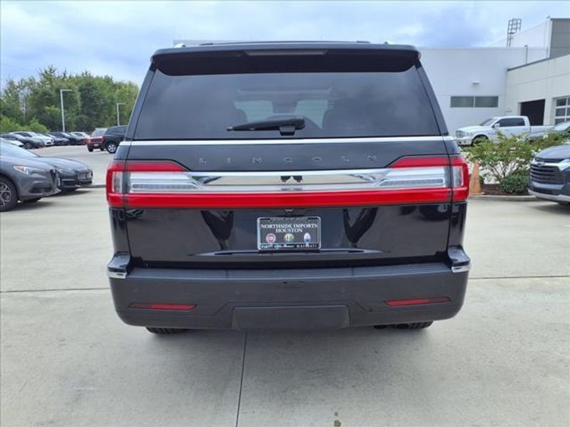 2021 Lincoln Navigator Black LabelImage 16