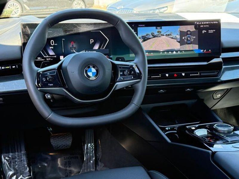 Used 2025 BMW 5 Series 530i xDriveImage 26